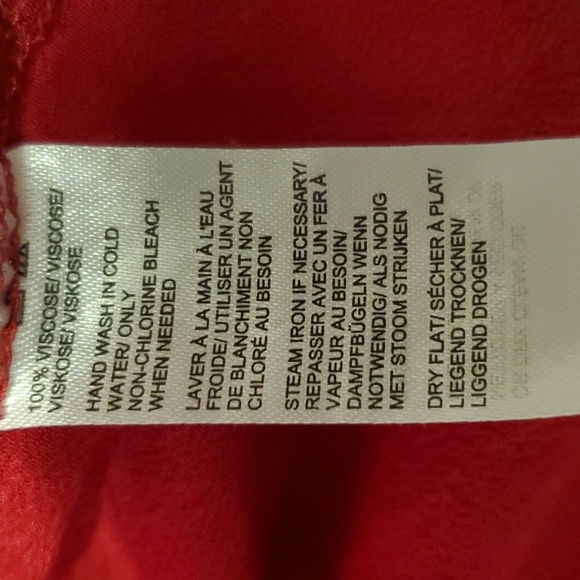 Red blouse - Picture 3 of 3